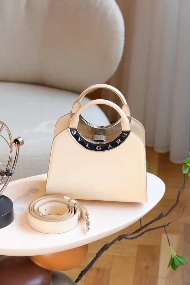 Bvlgari Serpenti Forever bag at Dauri Club, Tbilisi