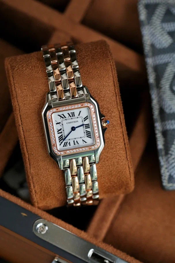 Cartier watches at Dauri Club, Tbilisi