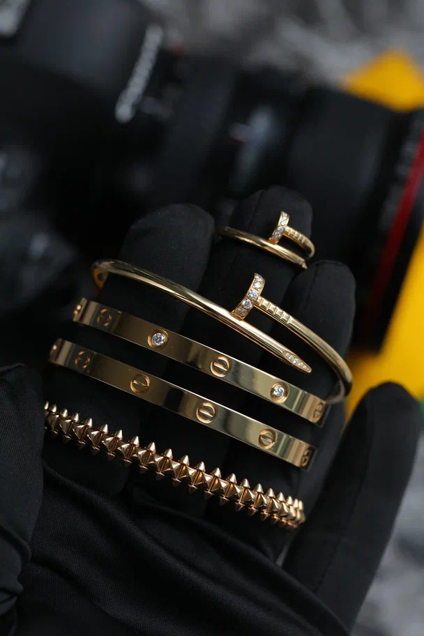 Fine jewellery at Dauri Club, Tbilisi
